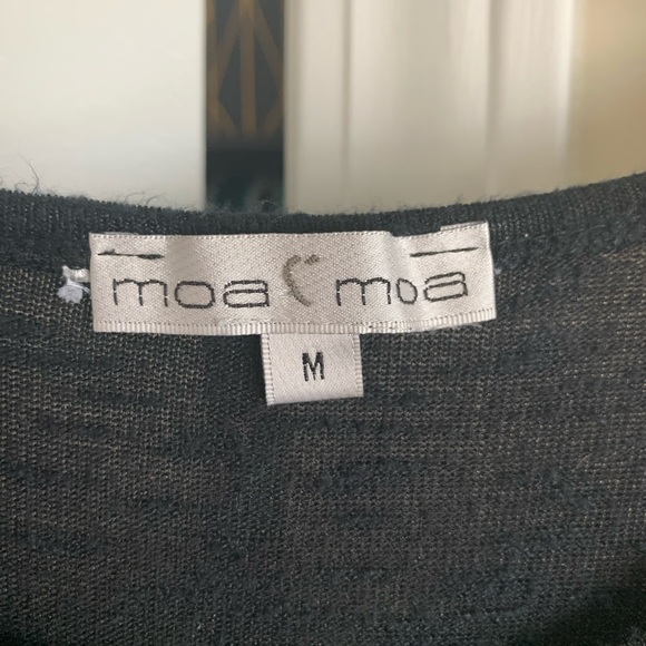 Black shirt - Picture 4 of 5